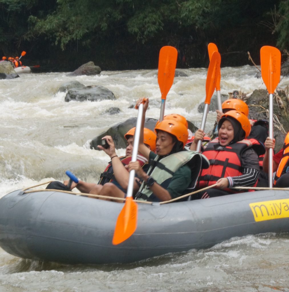Jasa outbound dan team building wonosobo Seru