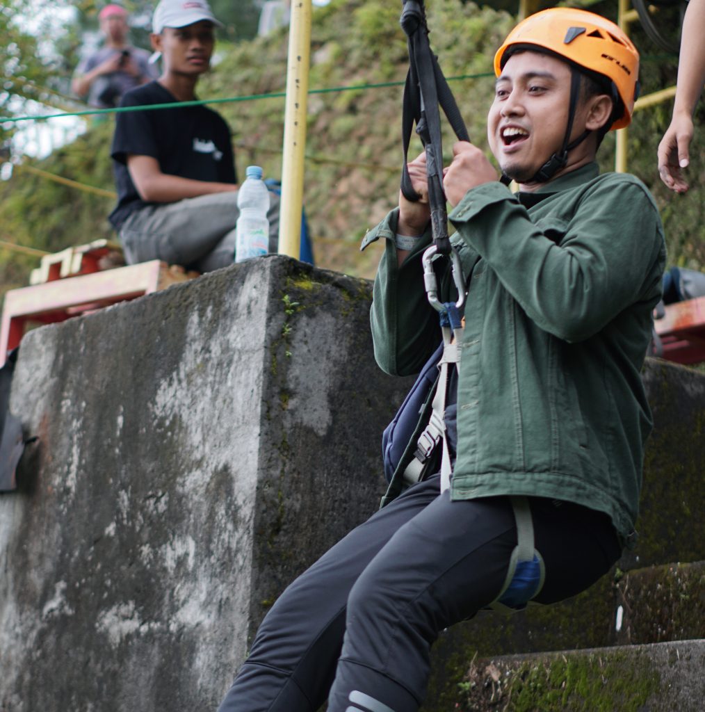 Jasa Outbound dan Team Building Jepara Berkesan